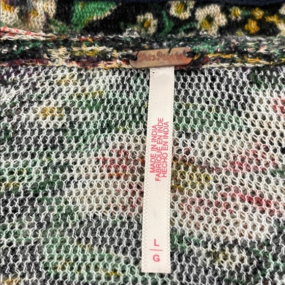 Free People Rudi Ruffle Blouse Top in Night Garden Large Floral Multicolour Crop - Picture 4 of 14